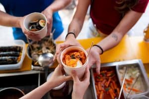Read more about the article How to Choose the Best Roadside Takeaway Shop for Quick Stops and Faster Meals?