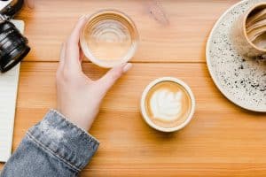 Read more about the article How to Choose the Best Takeaway Coffee for Ultimate Grab-and-Go Comfort 